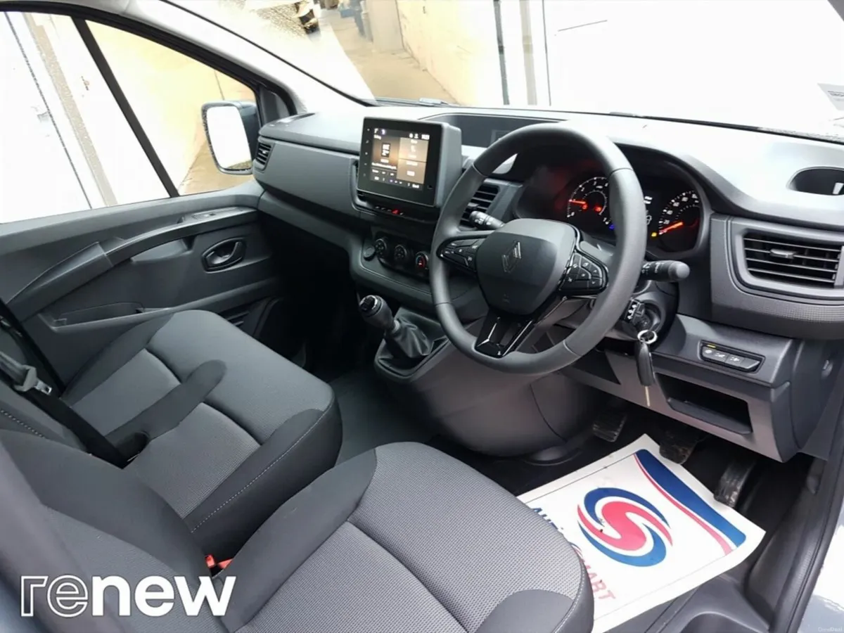 Renault Trafic LL30 Blue dCi 130 Start Panel Van E - Image 6