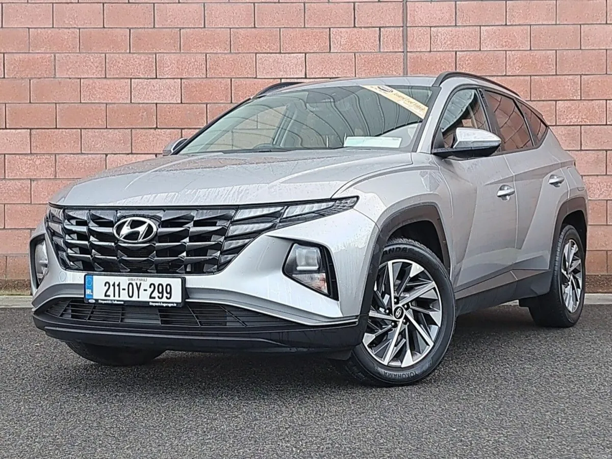 Hyundai Tucson Executive Model 1.6 Diesel. - Image 2