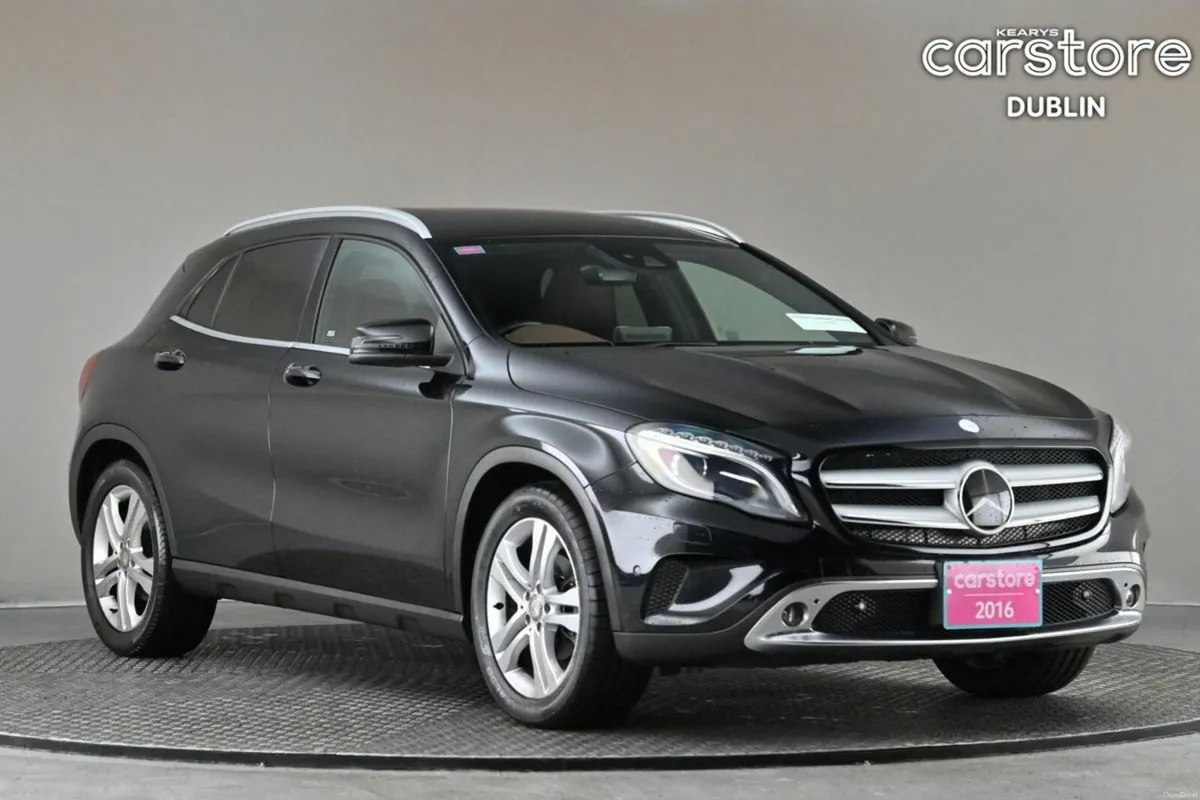 Mercedes-Benz GLA GLA 180**FULL BROWN MEMO LEATHER - Image 1