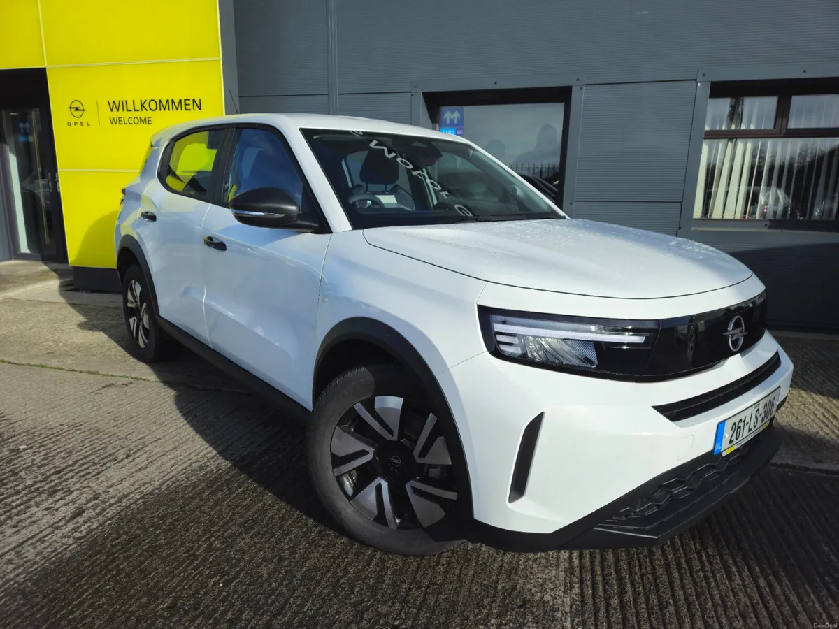 Opel Frontera Hybrid Elegance 1.2 100hp automatic - Image 1