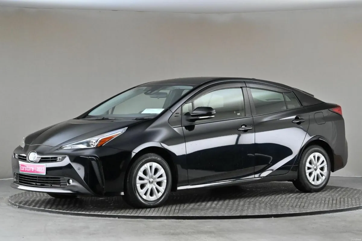 Toyota Prius 1.8 HYBRID **REVERSE CAM**PARK SENSOR - Image 4