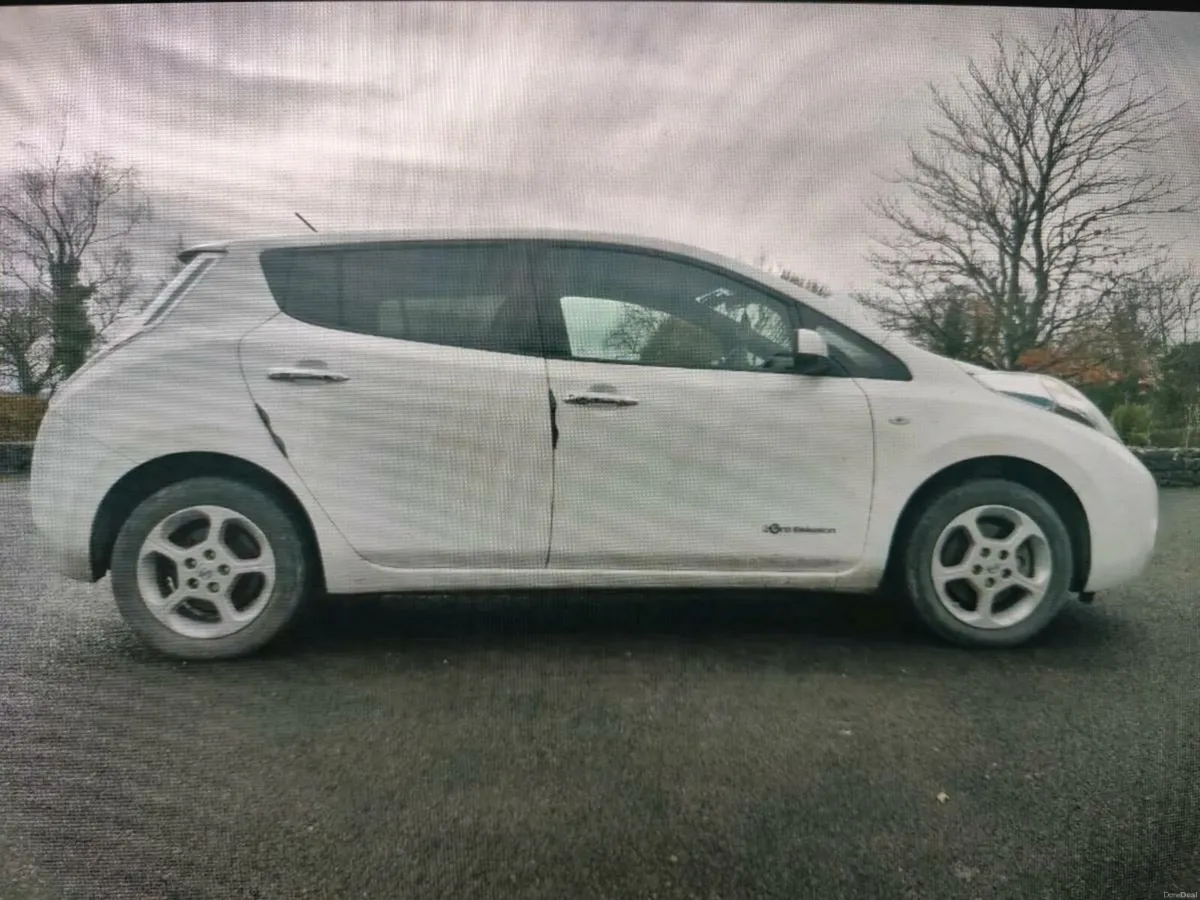 Car for sale - Image 2