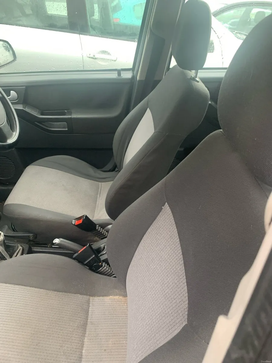 Opel Meriva (2004) - Image 4