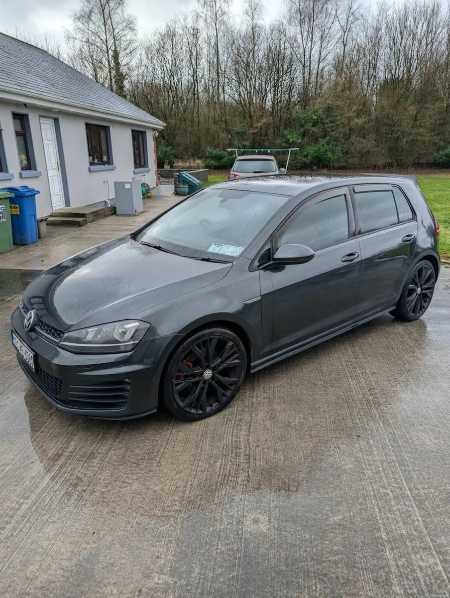 2015 Volkswagen Golf GTD - Image 3