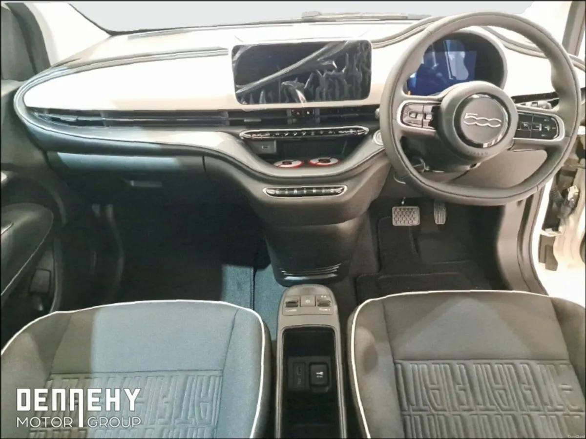 Fiat 500e ICON 42KWH  AUTO - Image 3