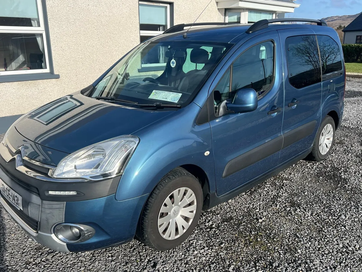 Wheelchair van for sale - Image 3