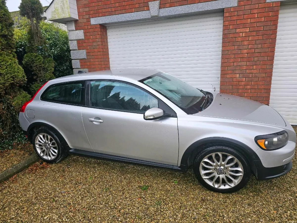 Volvo C30 1:6 diesel SE - Image 3