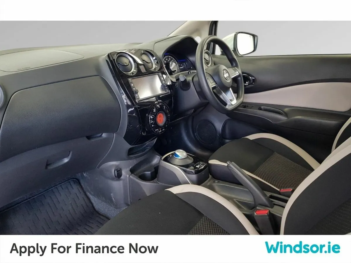 Nissan Note HYBRID AUTO E-POWER - Image 4