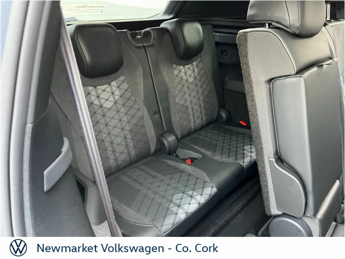 Volkswagen Tayron R-LINE 75 7 SEATER DSG AUTOMATIC - Image 4