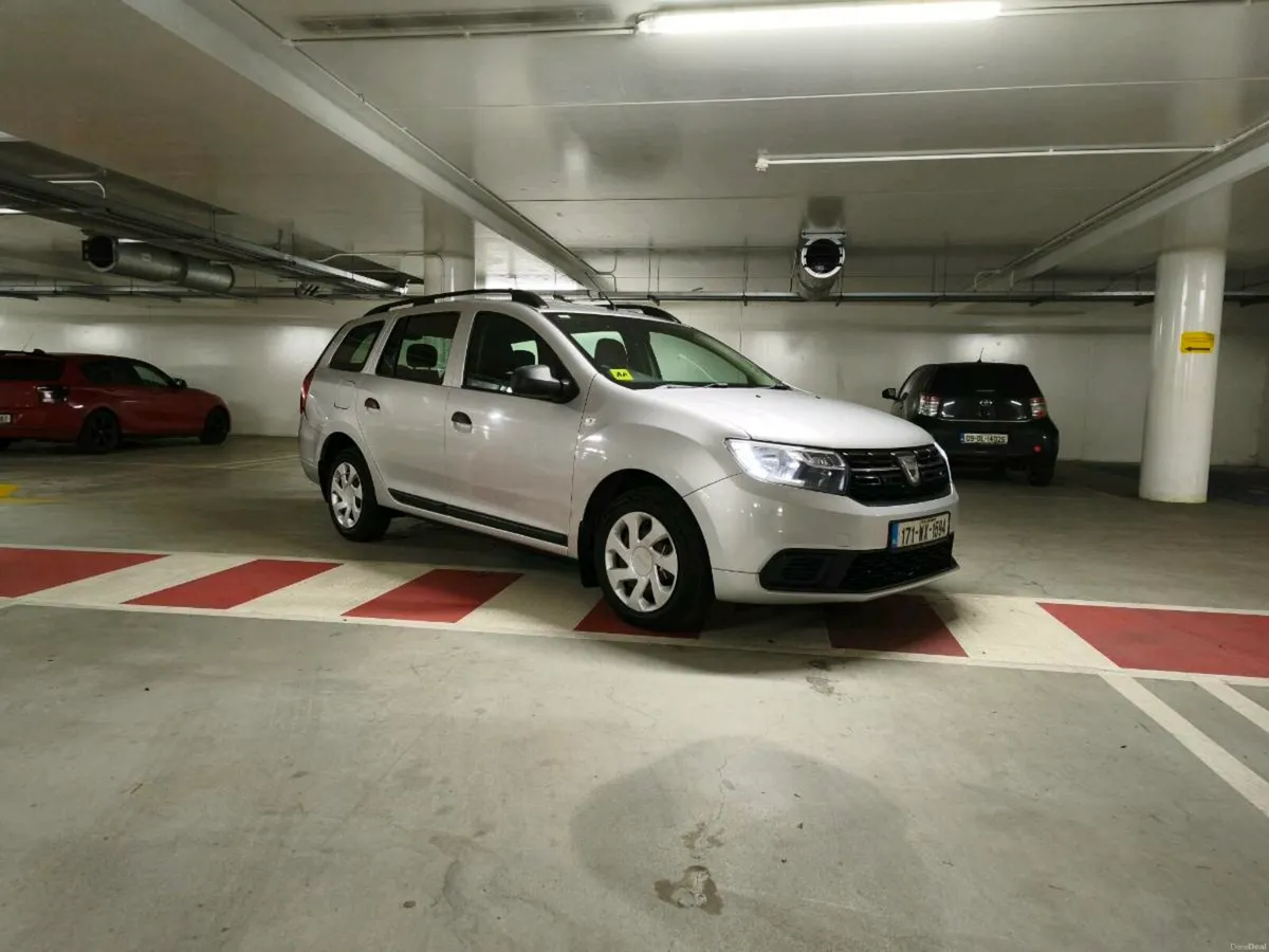 Dacia Logan very low km - Image 1