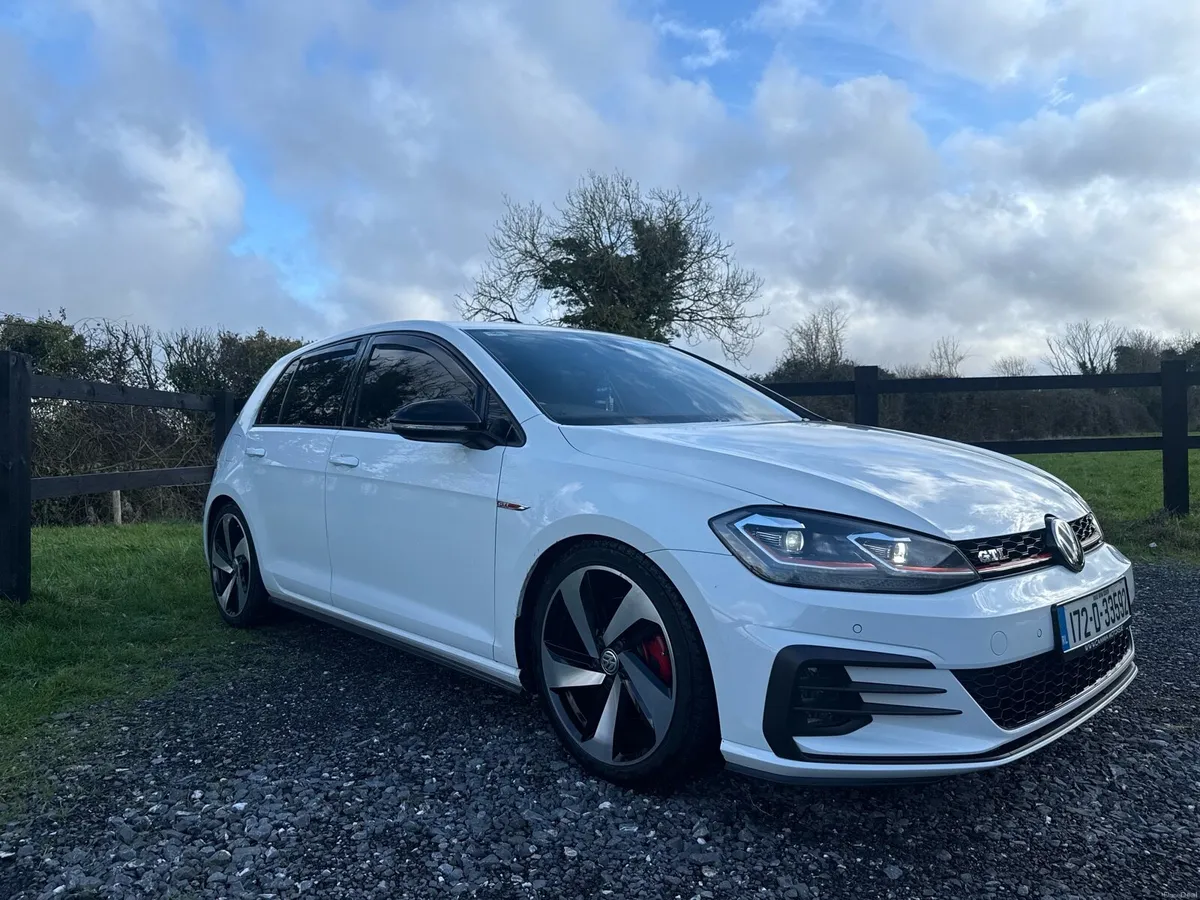 2017 Volkswagen Golf GTI DSG low mileage - Image 4