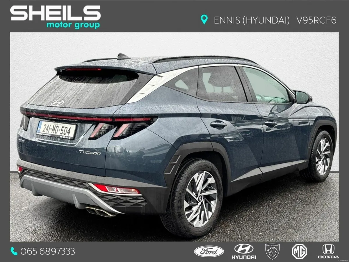 Hyundai Tucson 2WD Executive Plus - Image 2