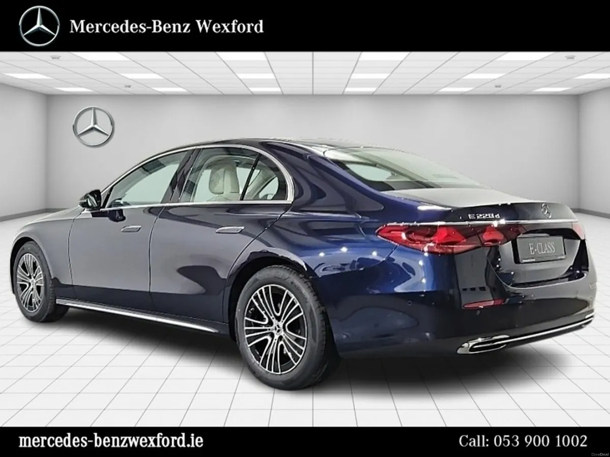 Mercedes-Benz E-Class E220D Exclusive Line Plus - Image 4