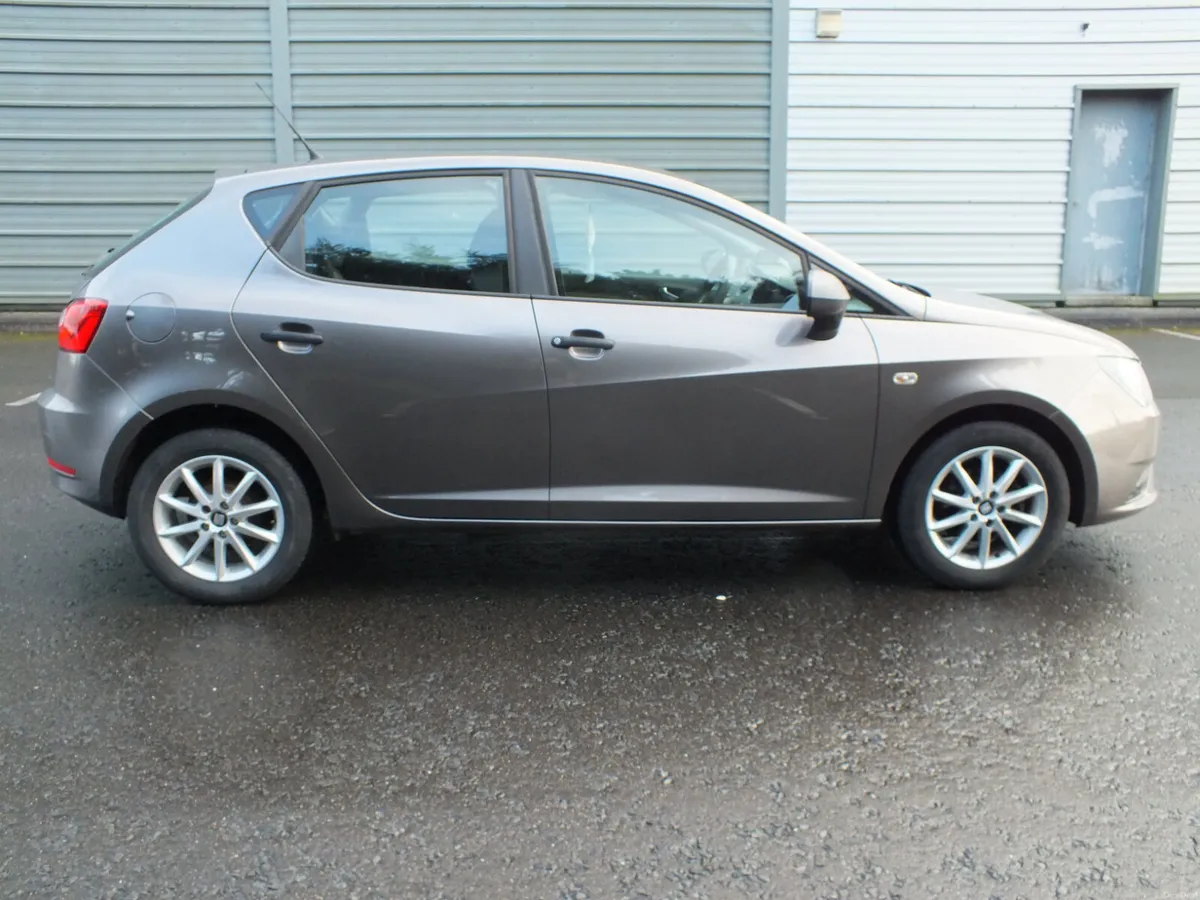 SEAT Ibiza 2014  1.2 L - Image 1
