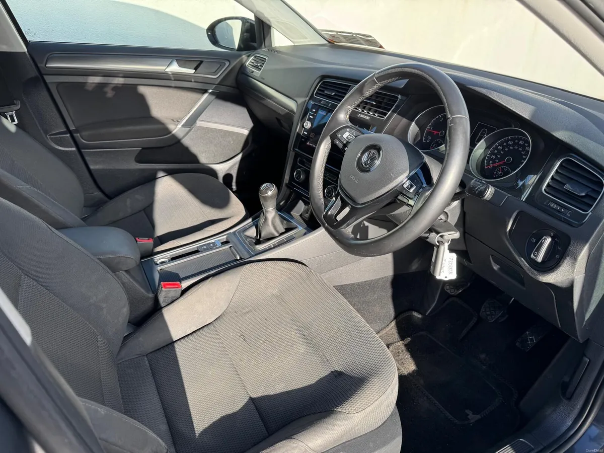 Volkswagen Golf 2.0 2017 - Image 2