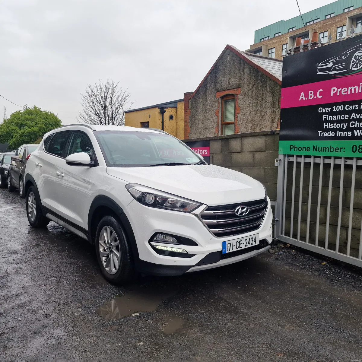 Hyundai Tucson 2017 Low Miles 92k - Image 1