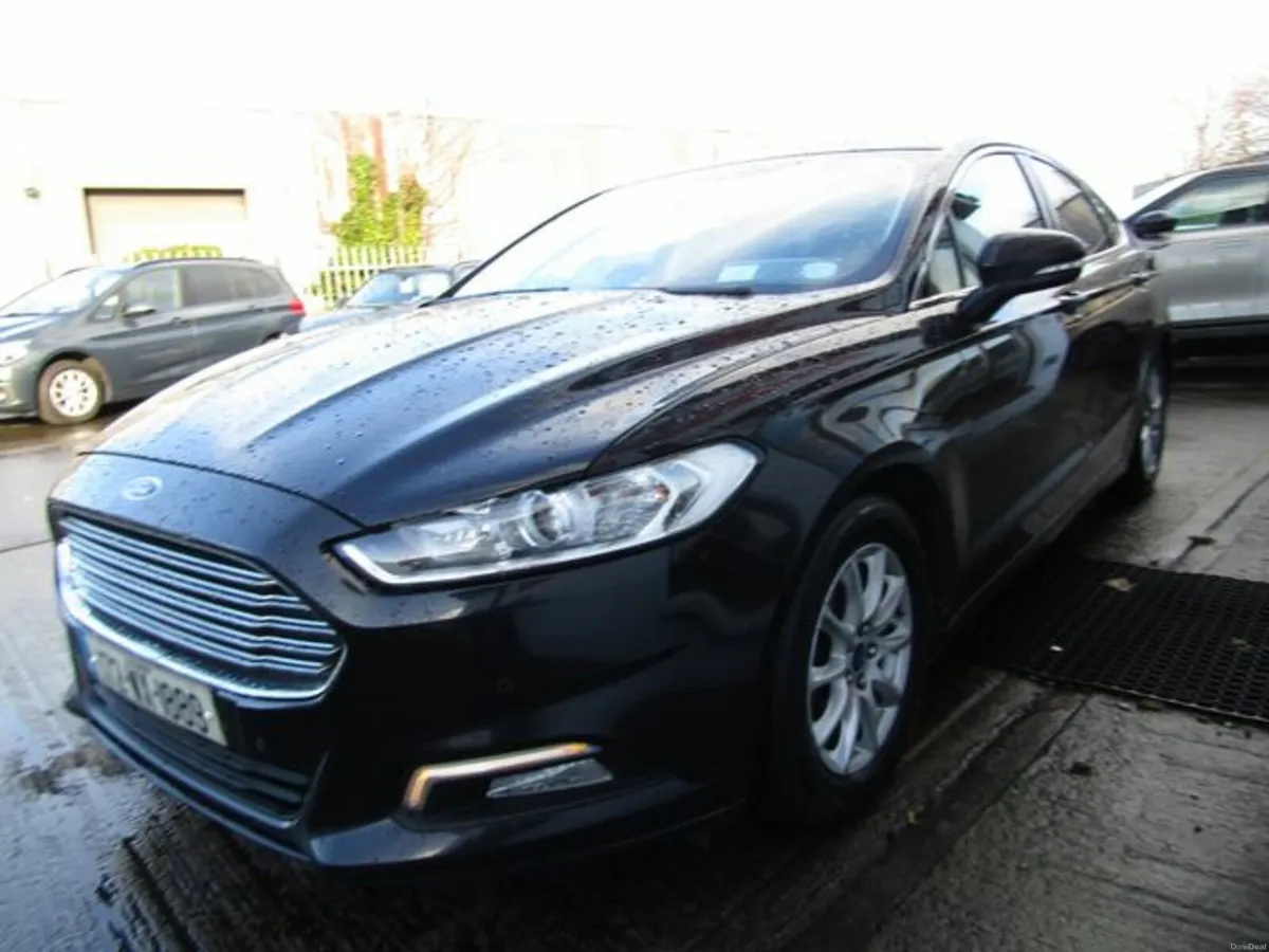 Ford Mondeo 2.0 TDCI Zetec ECO S/S 150PS 5DR - Image 4