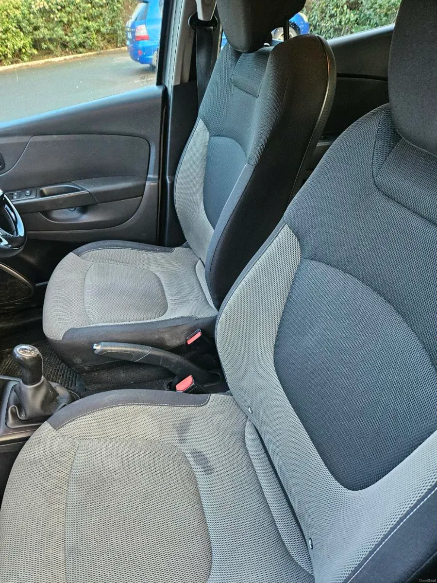 Renault Captur - Image 4