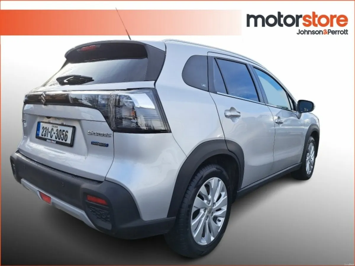 Suzuki SX4 1.5  PETOL HYBRID / MOTION **LOW MILEAG - Image 2