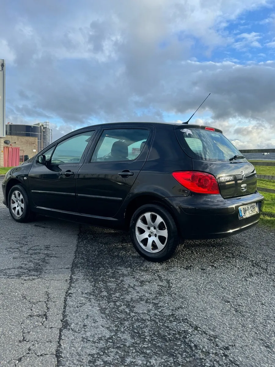 Peugeot 307 1.4 petrol nct+tax - Image 2