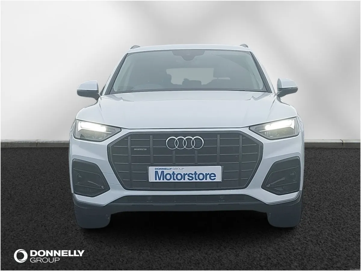 Audi Q5 Diesel Estate S Line - Image 4