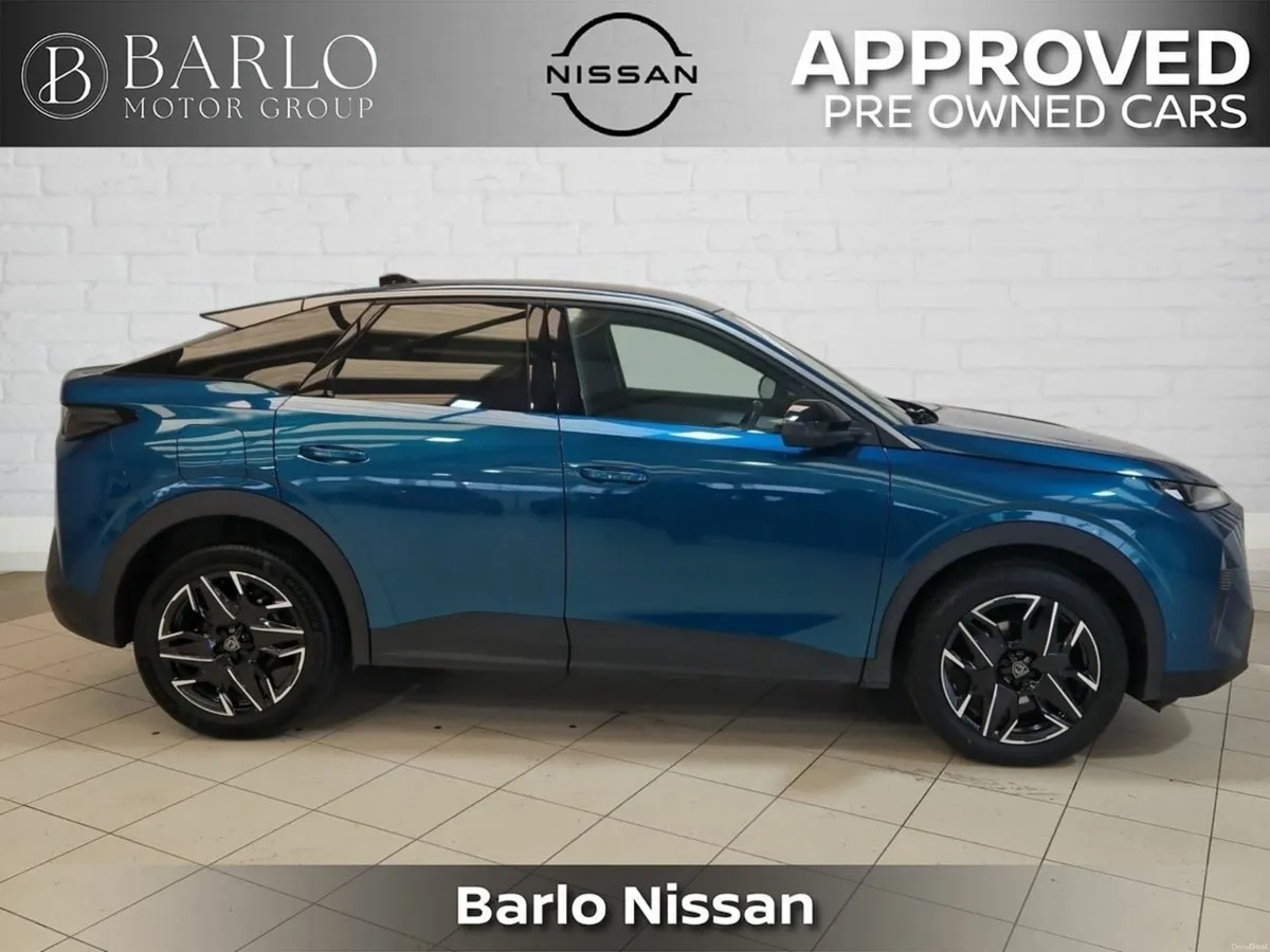 Peugeot 3008 1.2 MHEV PureTech 136bhp eDCS6 Allure - Image 4