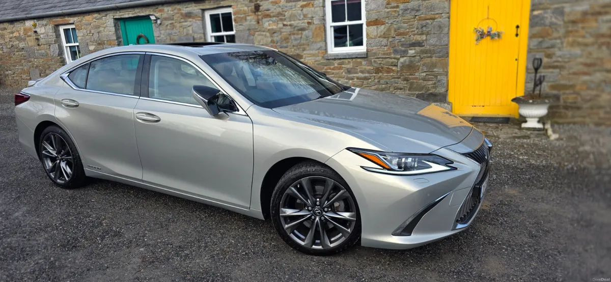Lexus ES 2021 EXECUTIVE HYBRID - Image 1