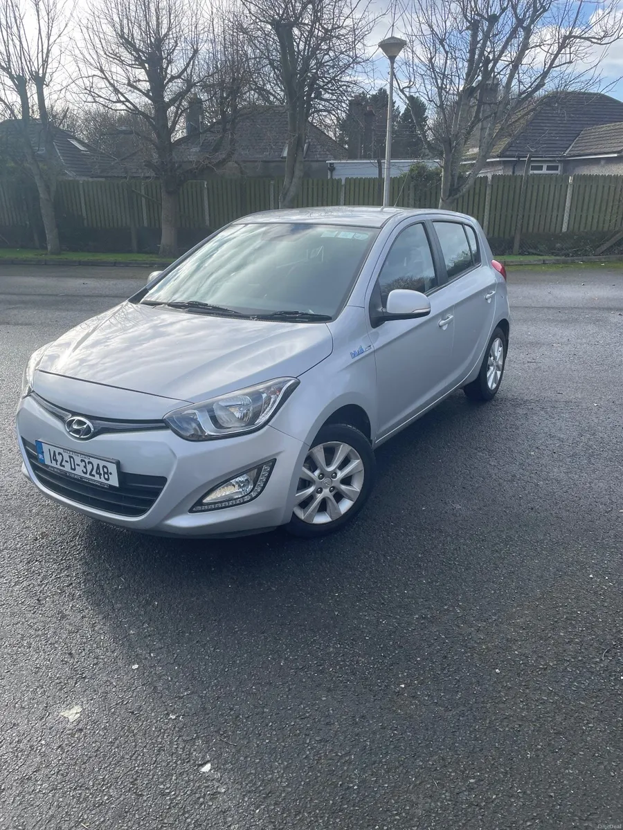Hyundai i20 2014 - Image 2