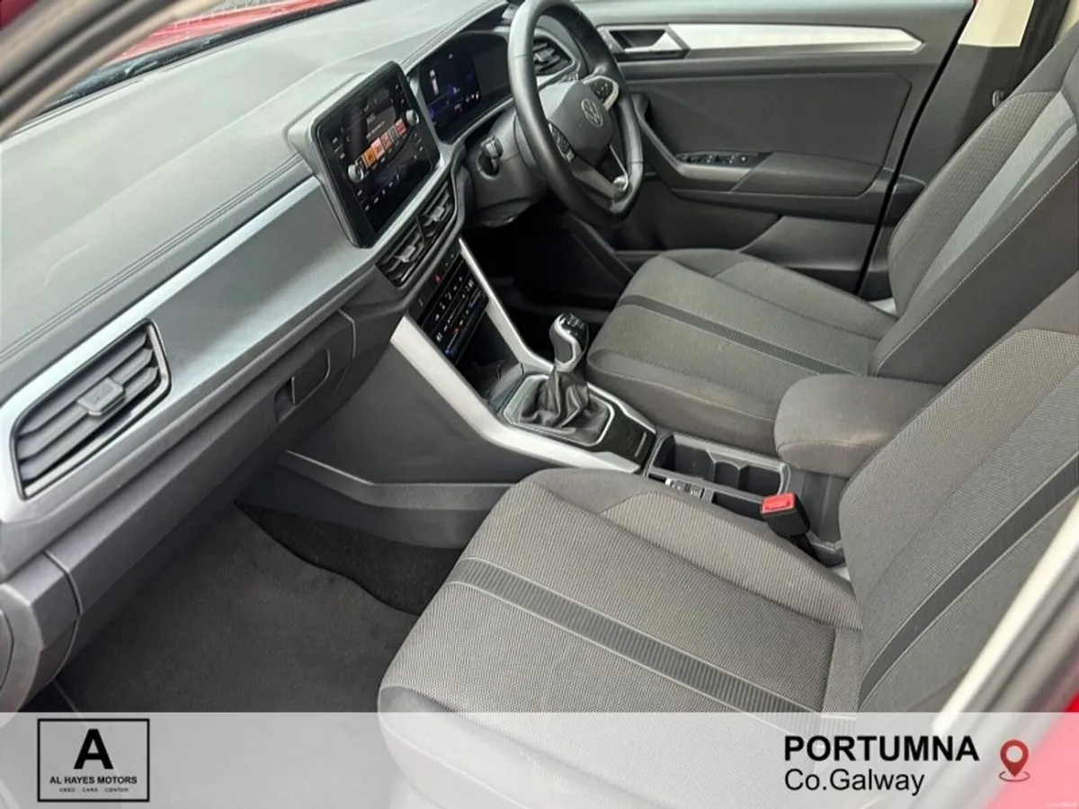 Volkswagen T-Roc LIFE 1.0 TSI 110HP - Image 4