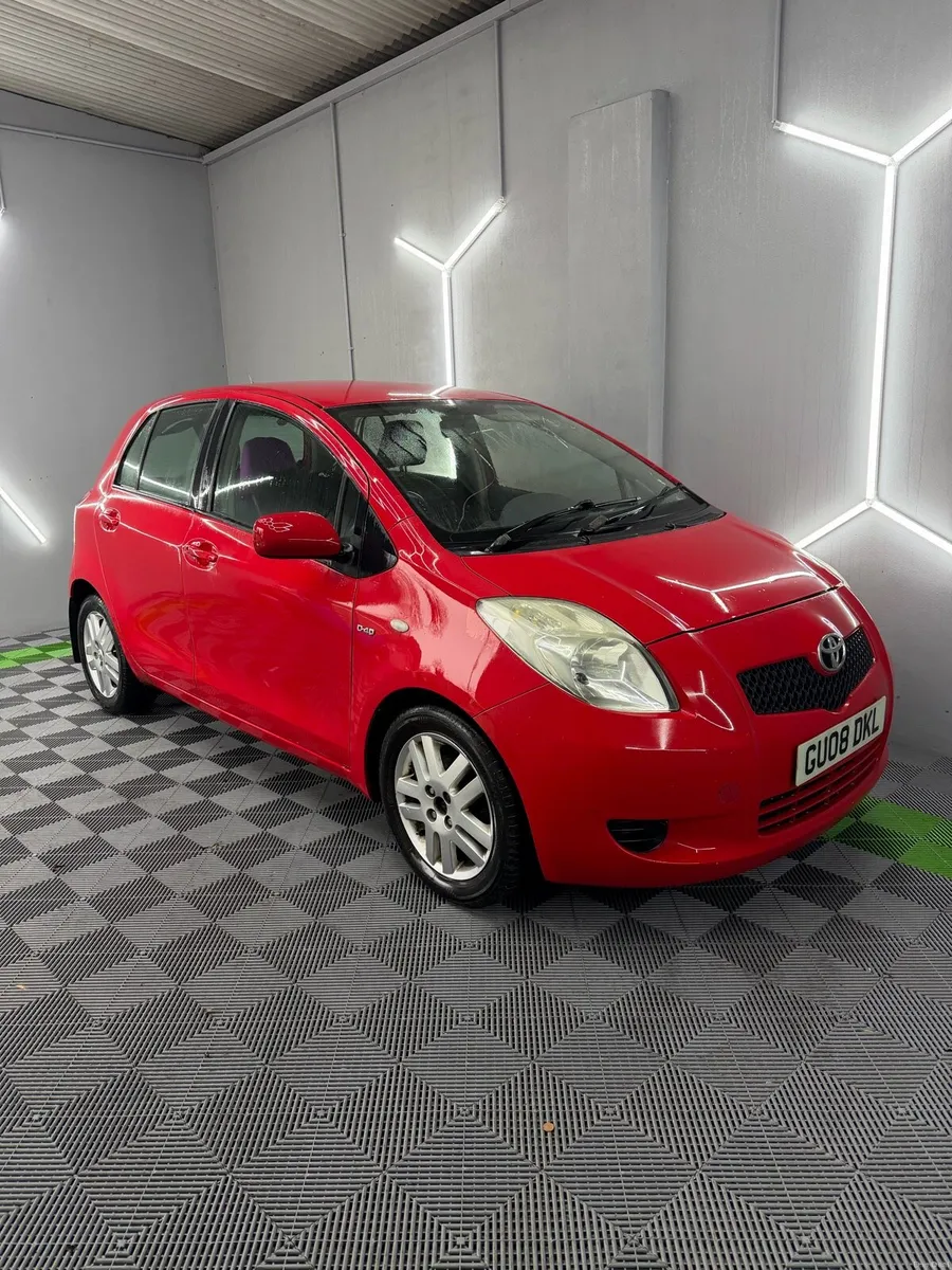 Toyota Yaris - Image 1