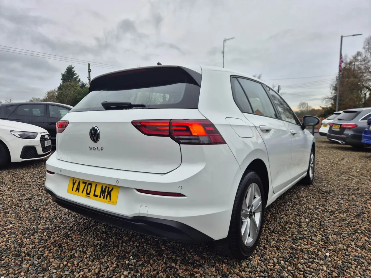 JAN 2021 VOLKSWAGEN GOLF 1.0 TSI LIFE 5DR - Image 3