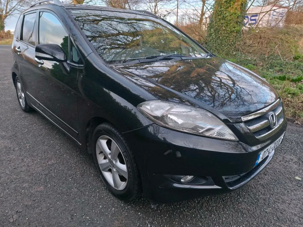 Automatic 6 seater NCT 12/26 07 Honda FRV 1.8 SE - Image 2