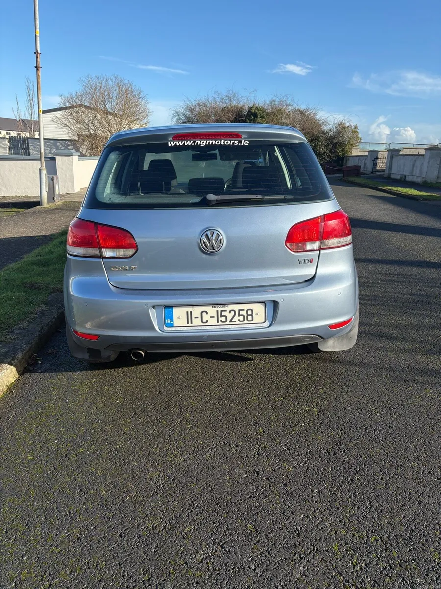 11 Volkswagen Golf 1.6 Diesel - Image 4