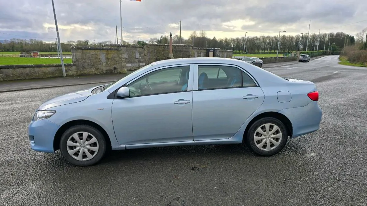 08 Toyota Corolla 1.4 petrol manual - Image 4