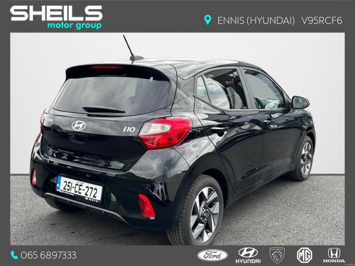 Hyundai i10 Deluxe Plus *EX DEMO* - Image 2
