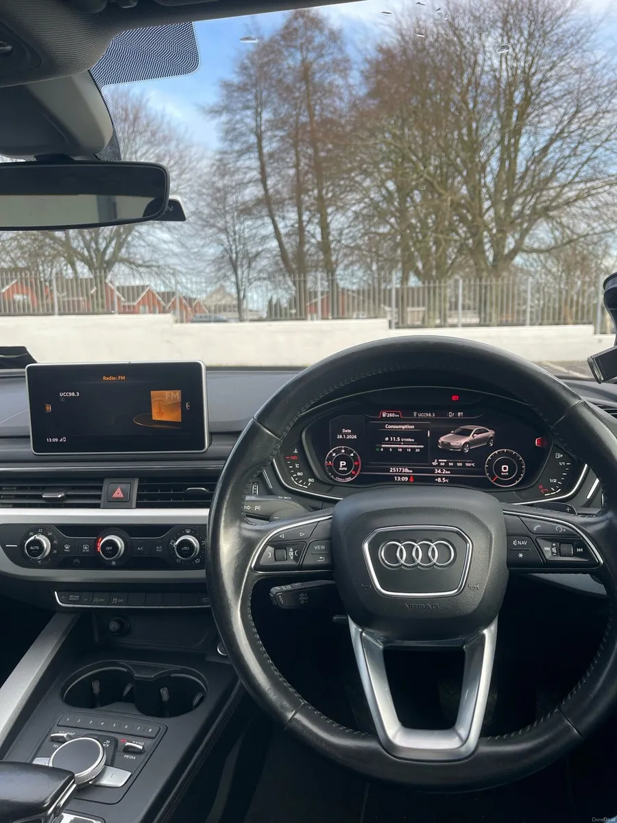 Audi A4 - Image 2