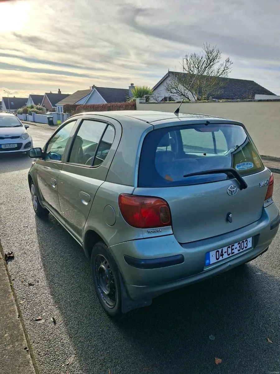 TOYOTA YARIS 2004 - Image 3