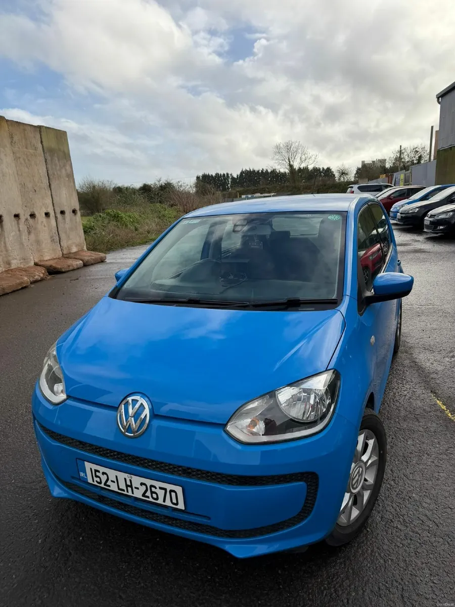 Volkswagen Up! Automatic (2015) – 64k KM - Image 1