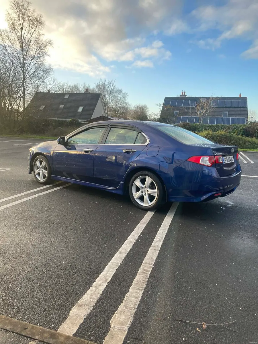 Honda Accord ES GT Fresh NCT - Image 4