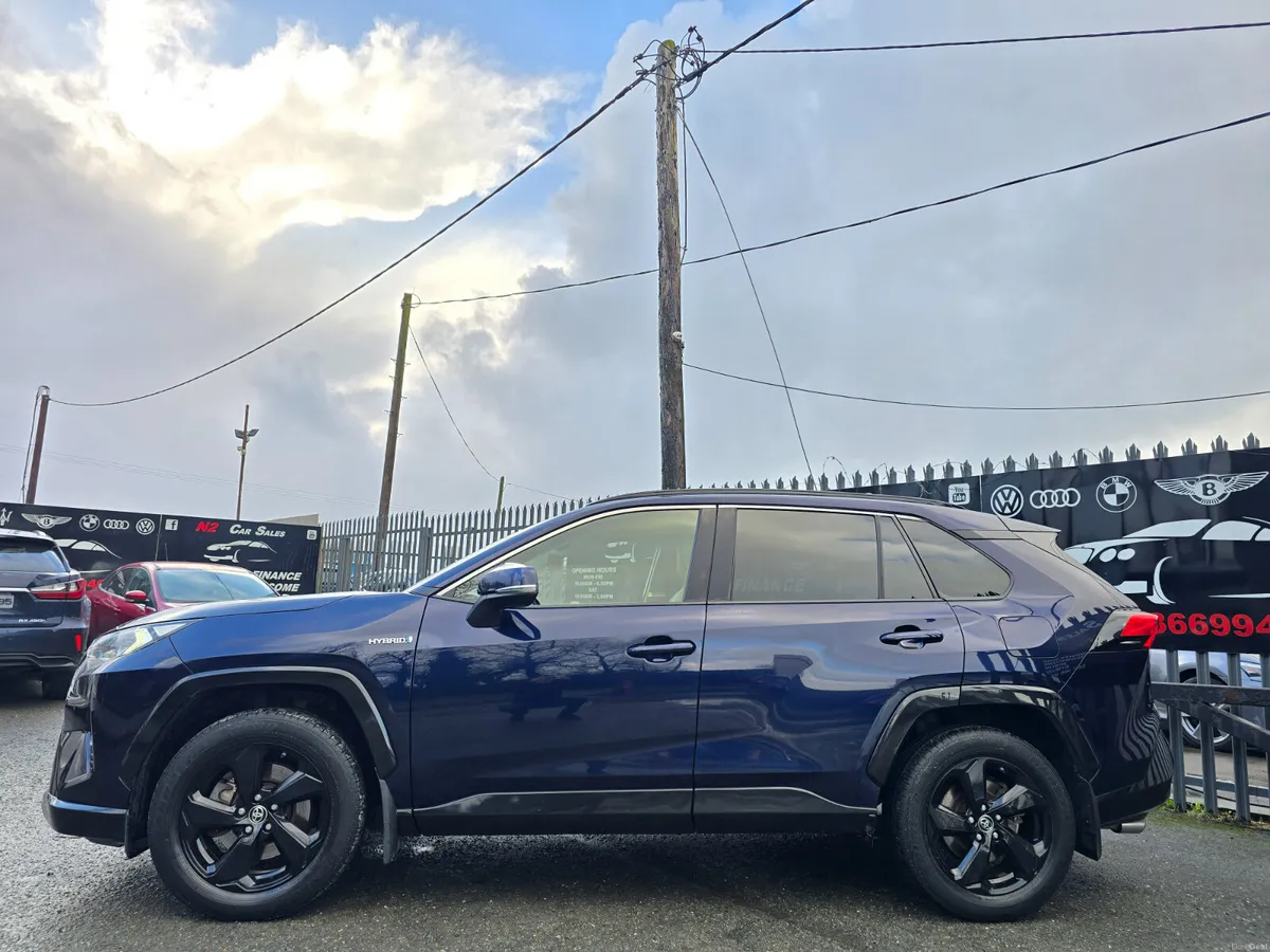 191 Toyota RAV4 Hybrid, LOW MILES, FULL SPEC - Image 4