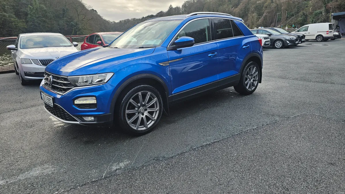 Volkswagen T-Roc 2020 DESIGN 1.6 TDI - Image 1