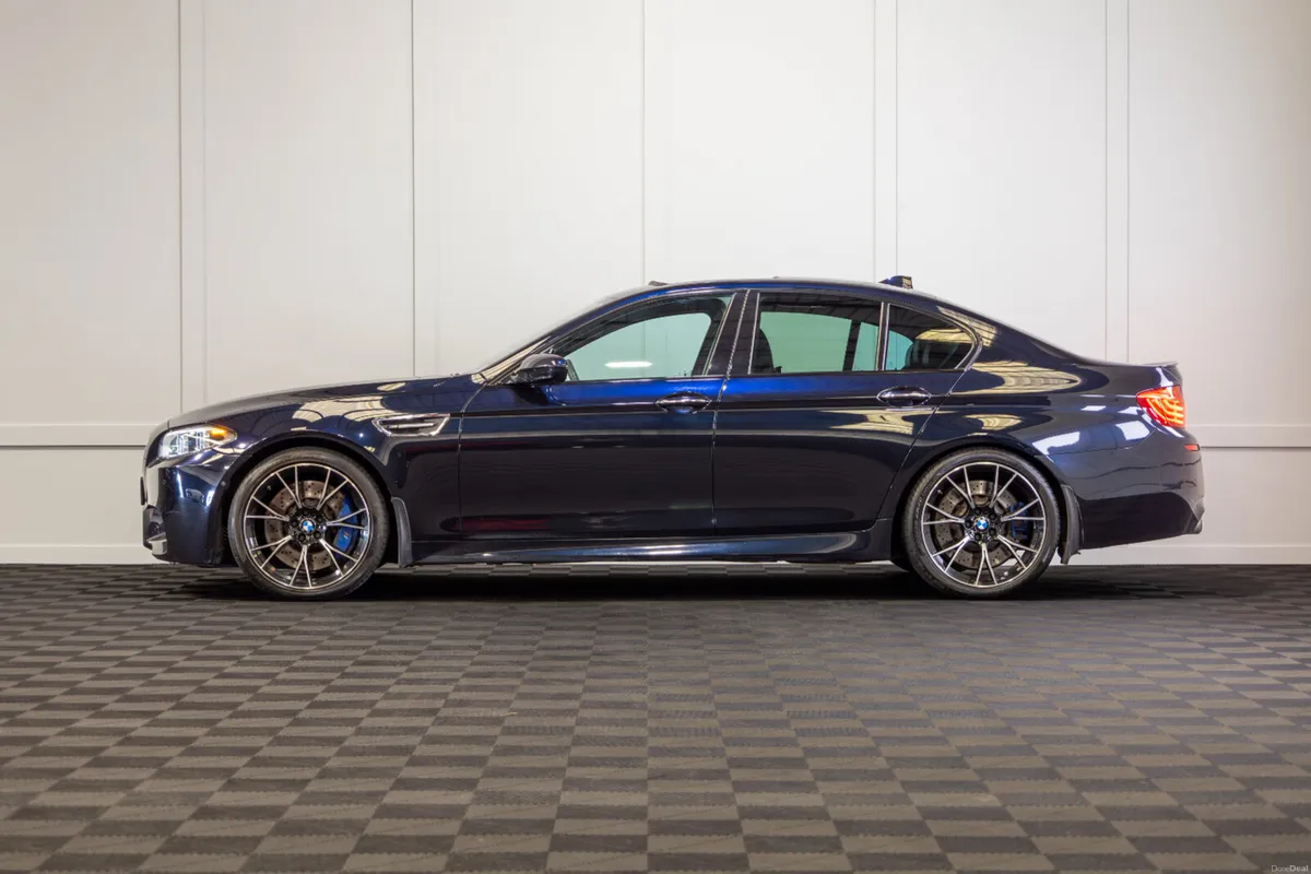 162 BMW M5 (F10) - Image 3