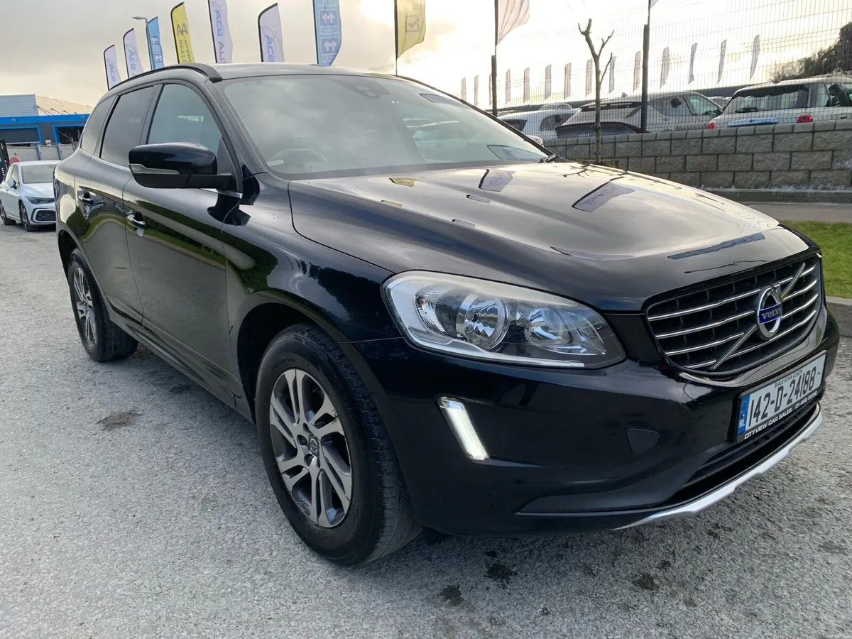 2014 Volvo XC60 diesel, Nctd 9/26, taxed 3/26 - Image 2