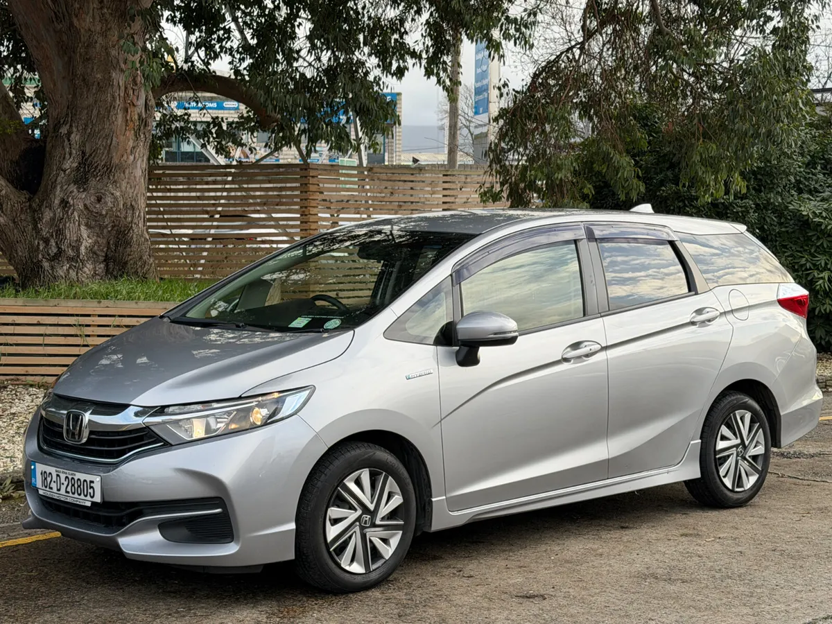 2018 Honda Shuttle..2 keys..cruise control - Image 3