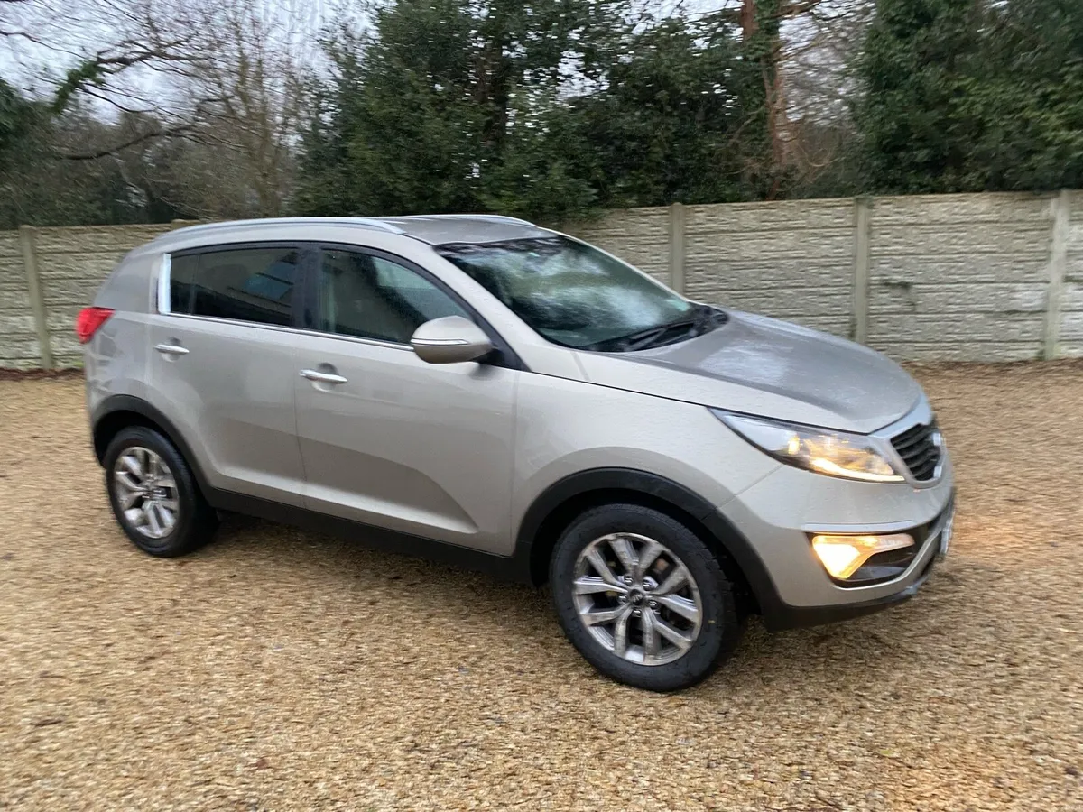 2015 Kia sportage 1.7 diesel 1 owner full leather - Image 2