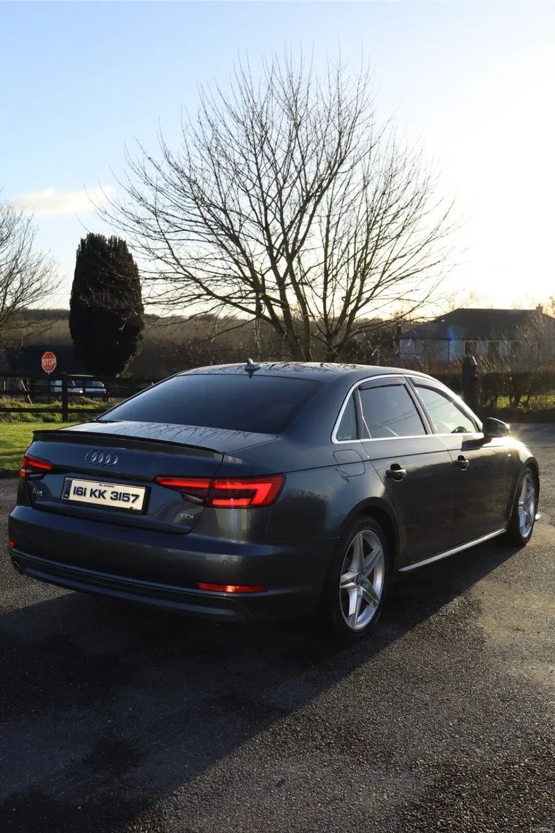 Audi A4 - Image 2