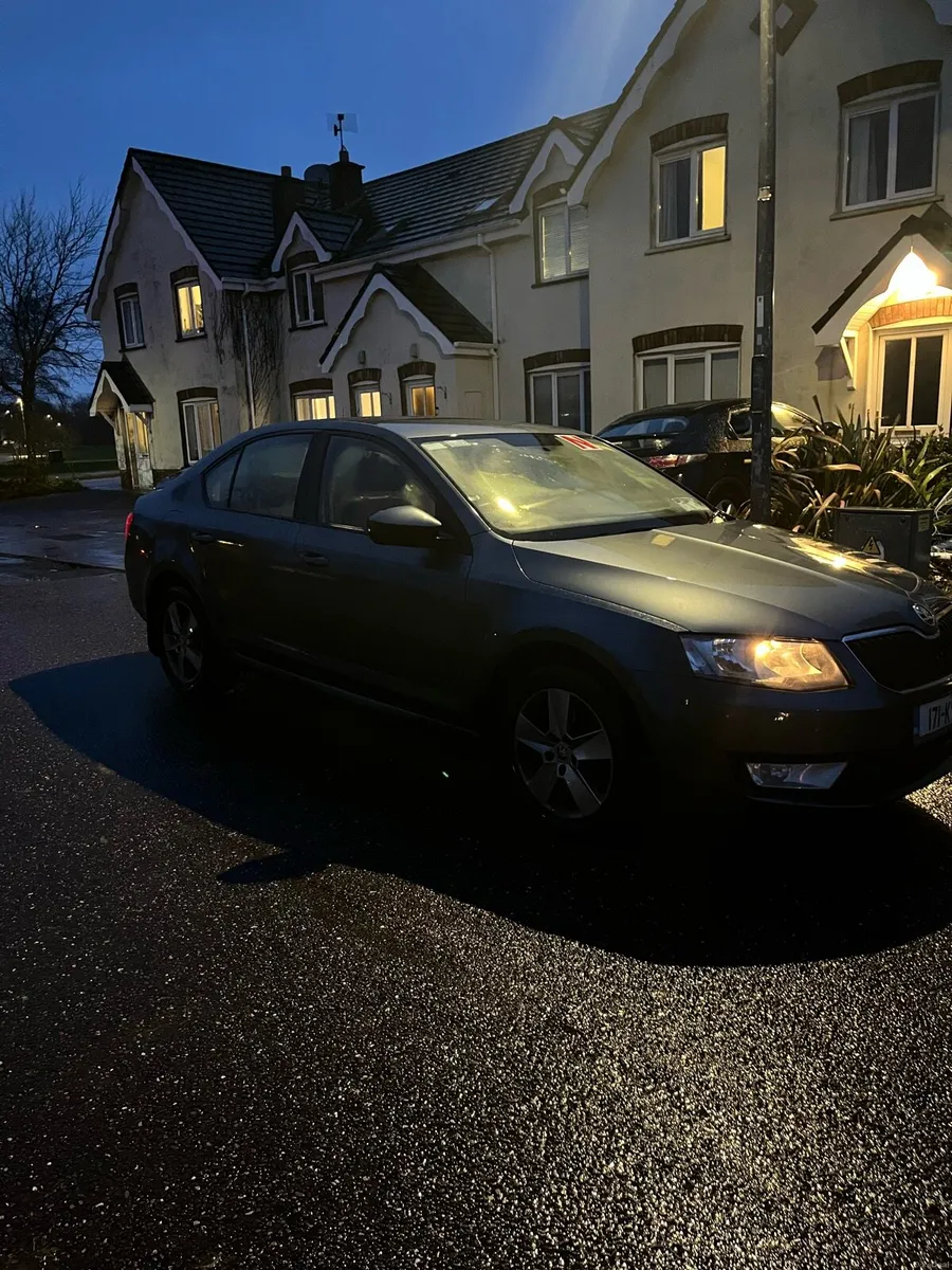 171 Skoda Octavia 1.6L 68,000KM - Image 4