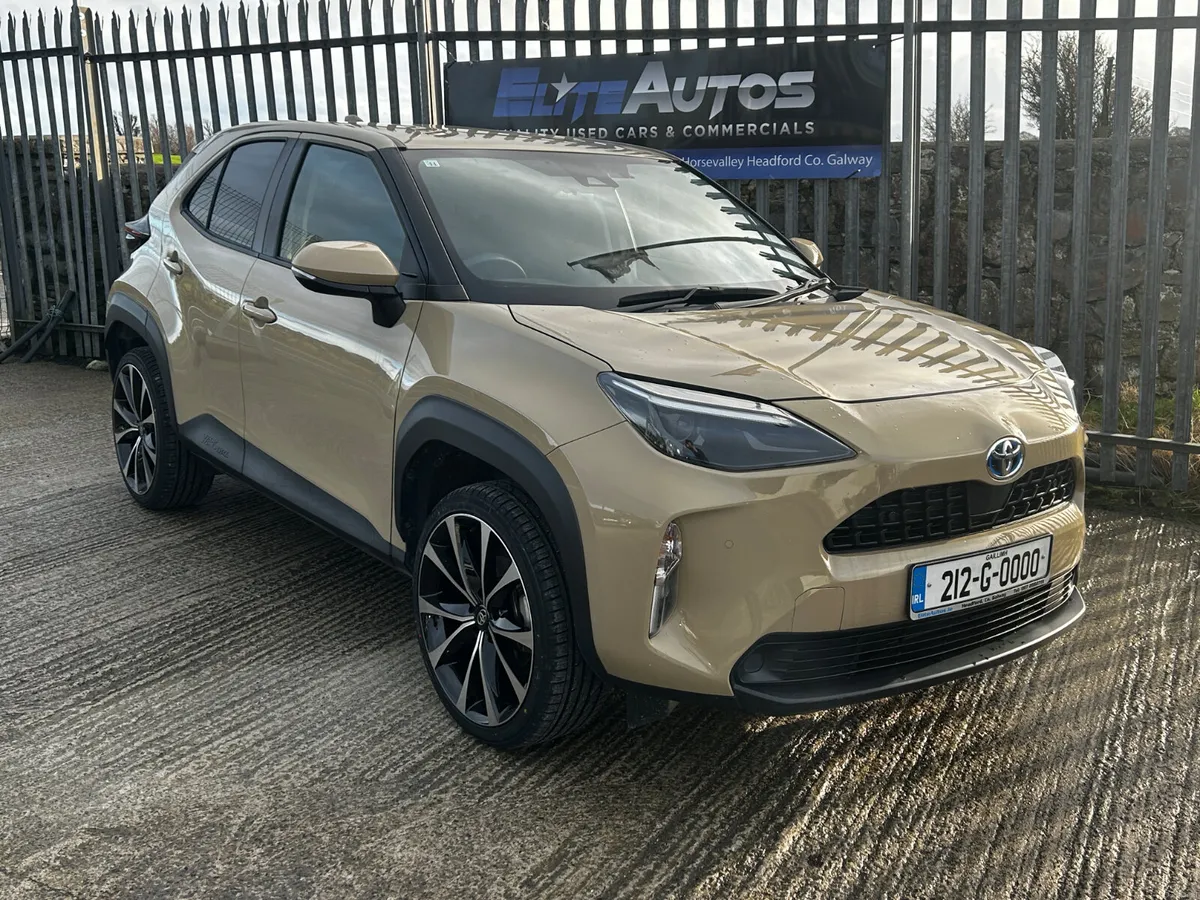 Toyota Yaris Cross Hybrid 2021 - Image 2