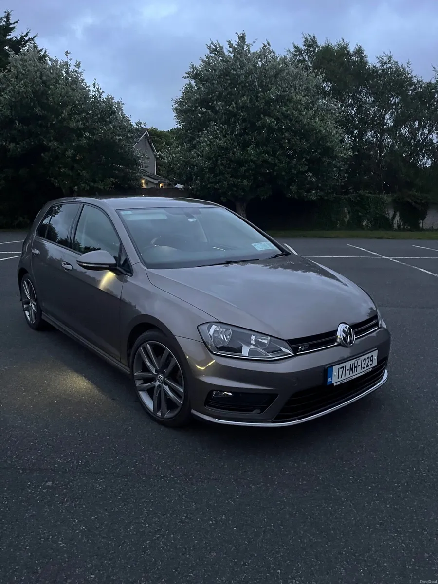 Volkswagen Golf 2017 1.6TDI R-Line - Image 1