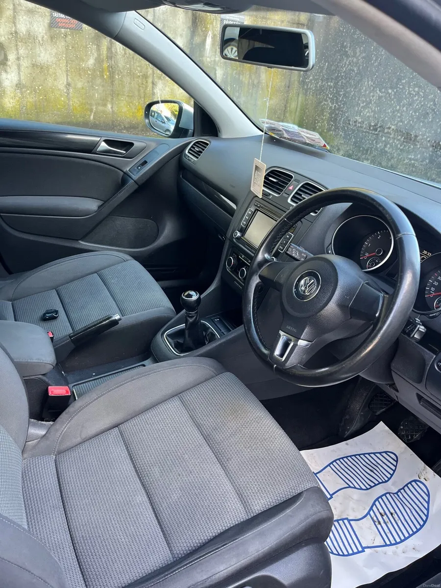 Volkswagen Golf 2012 - Image 4